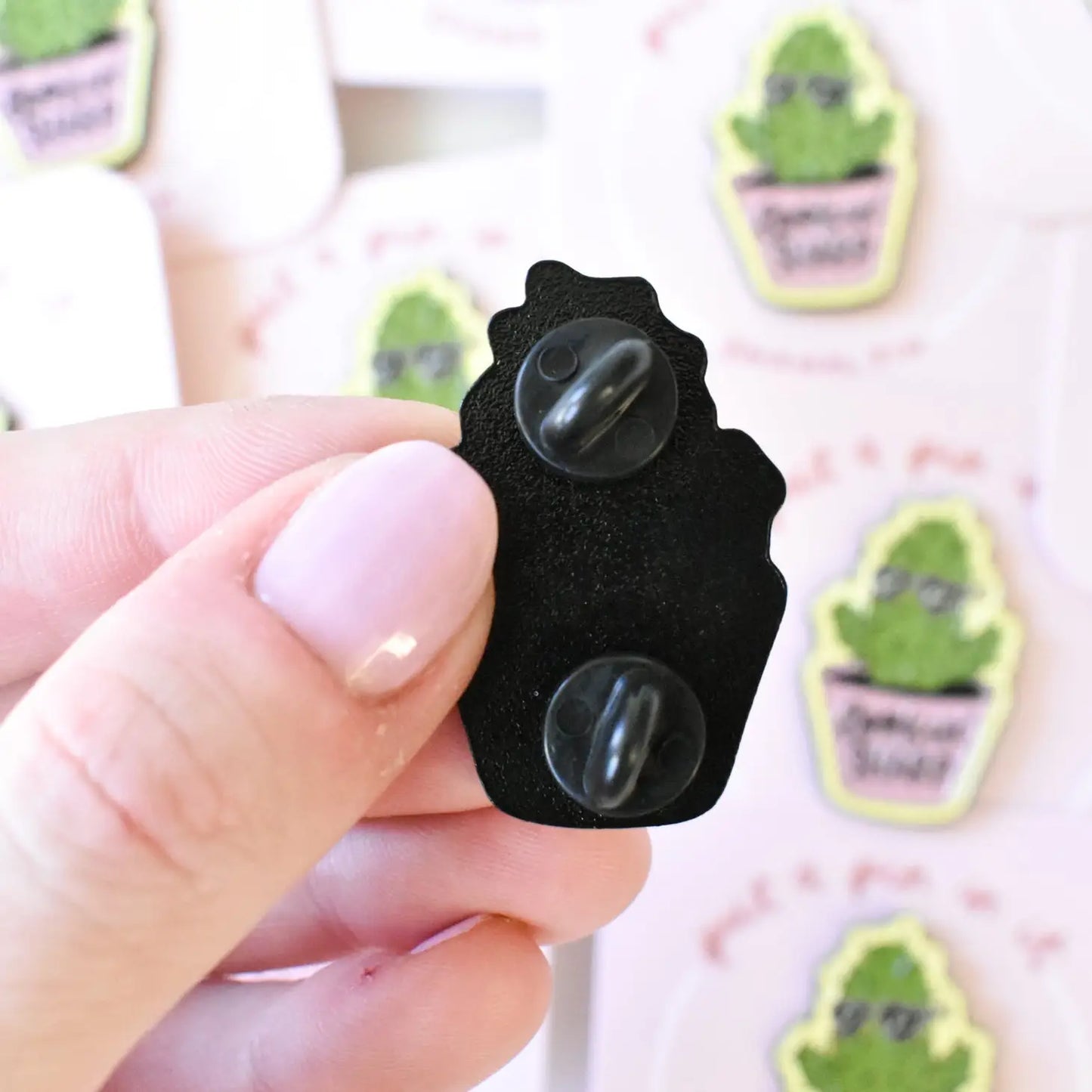 Enamel Pin - Lookin' Sharp