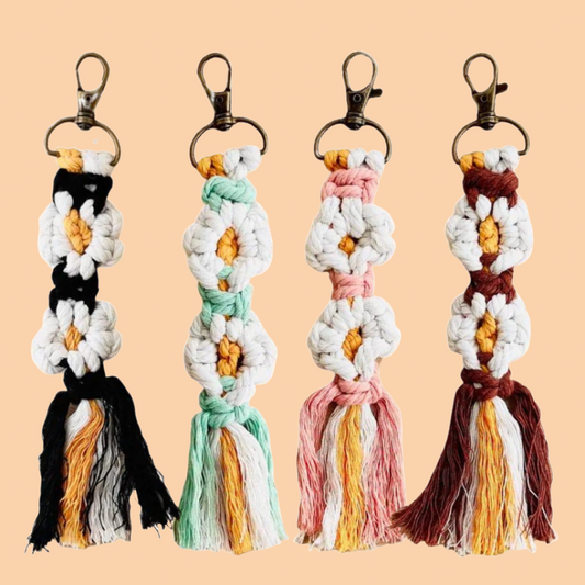 Macrame Daisy Flower Keychain